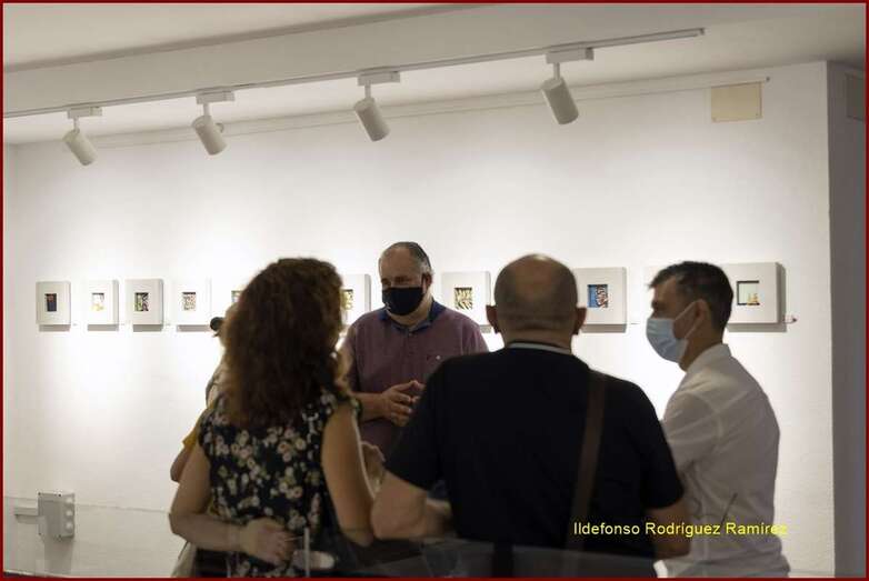 Momento del acto inaugural de la exposición/Ildefonso Rodríguez.